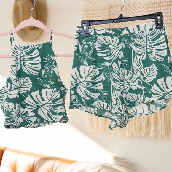 🍃🌴SHOW ME YOUR MUMU COWABUNGA SET IN BOCA RATON🍃🌴 - Picture 2 of 7